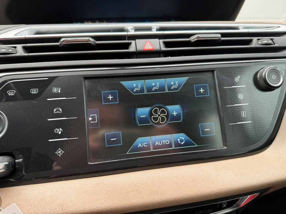 Слика на возило