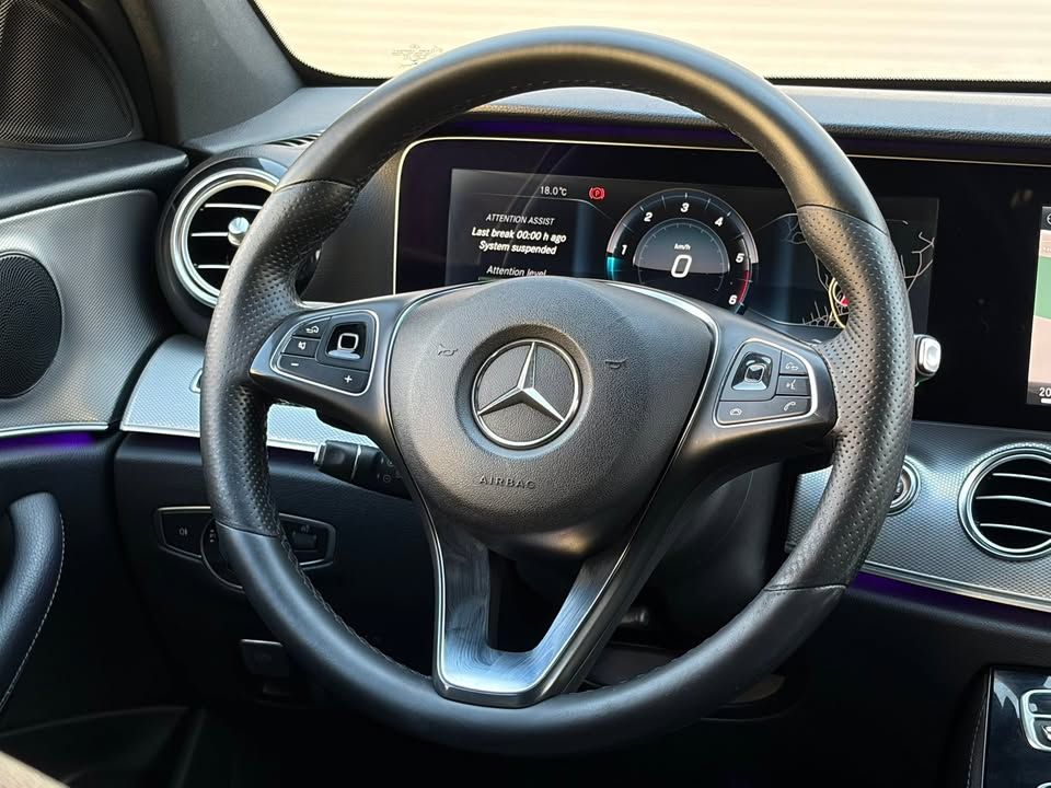 Слика на возило