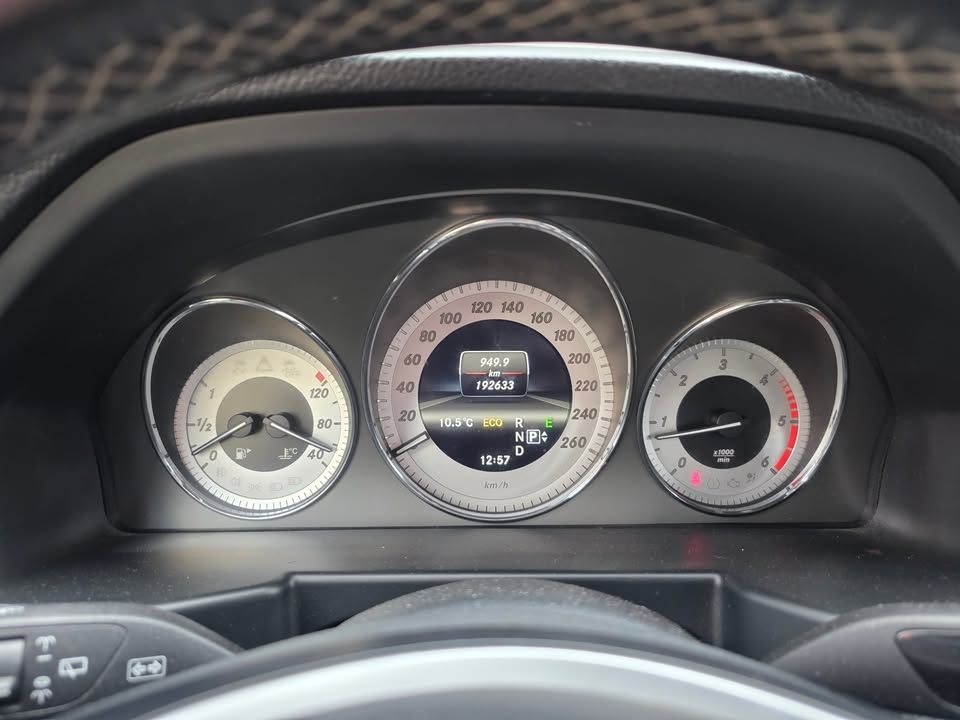 Слика на возило