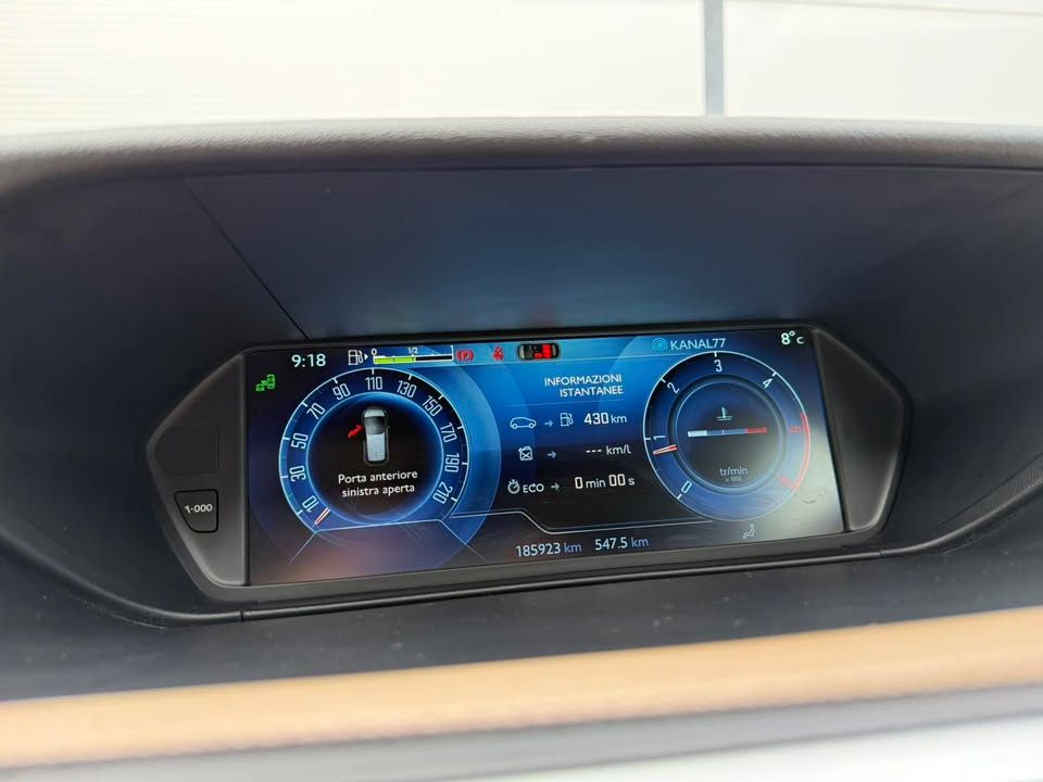 Слика на возило