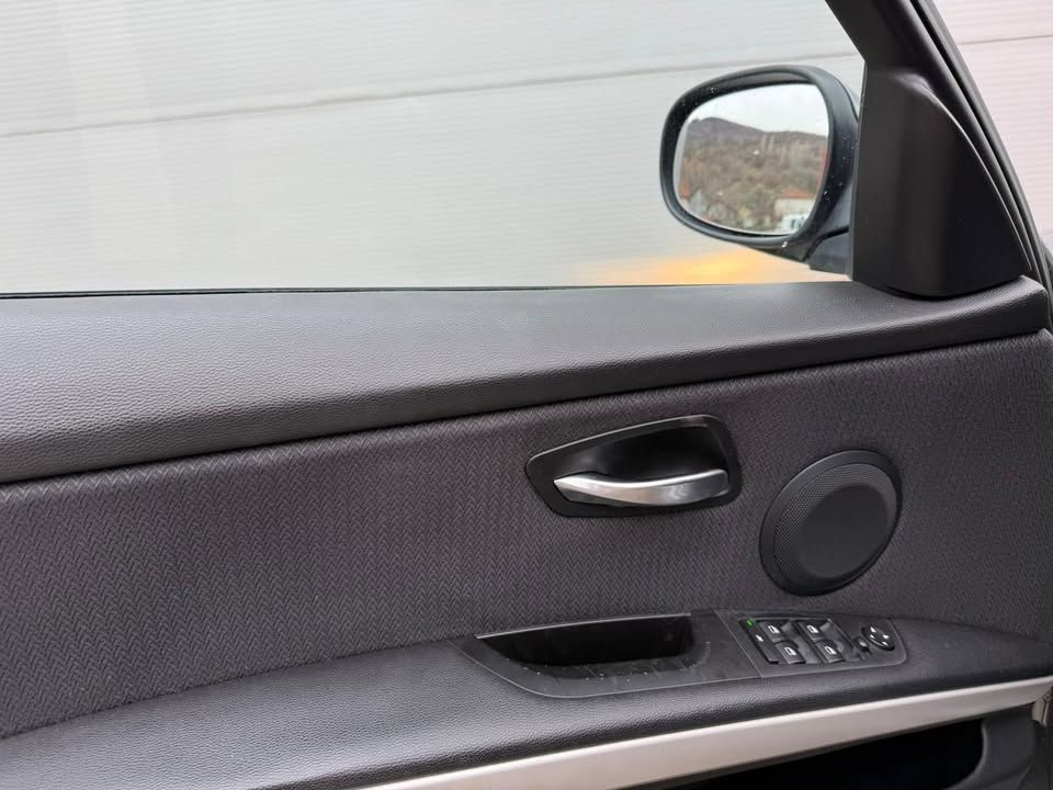 Слика на возило