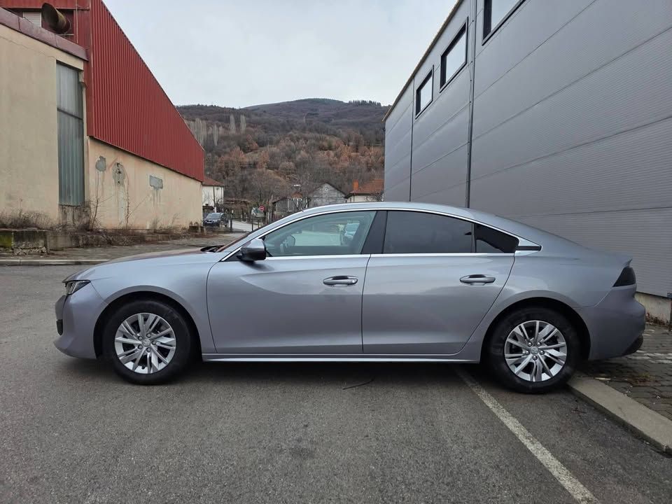 Слика на возило