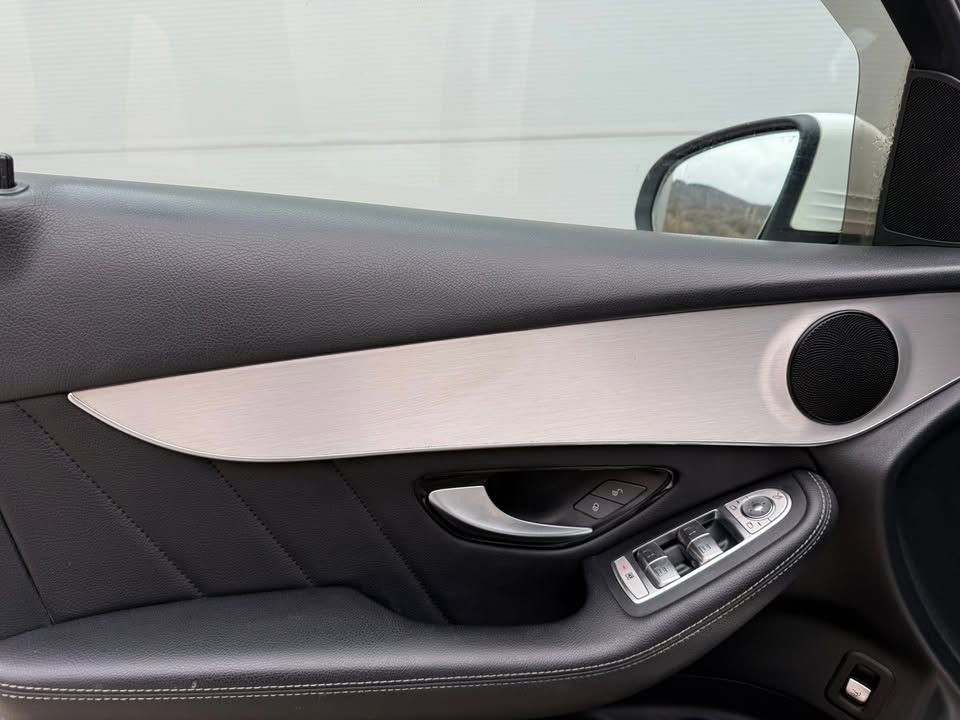 Слика на возило