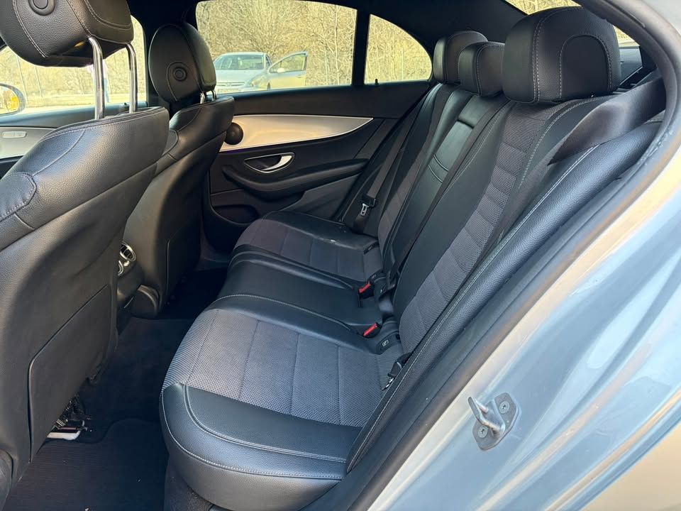 Слика на возило