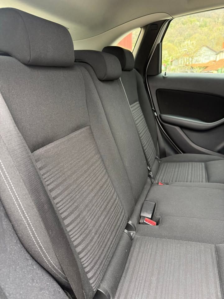 Слика на возило