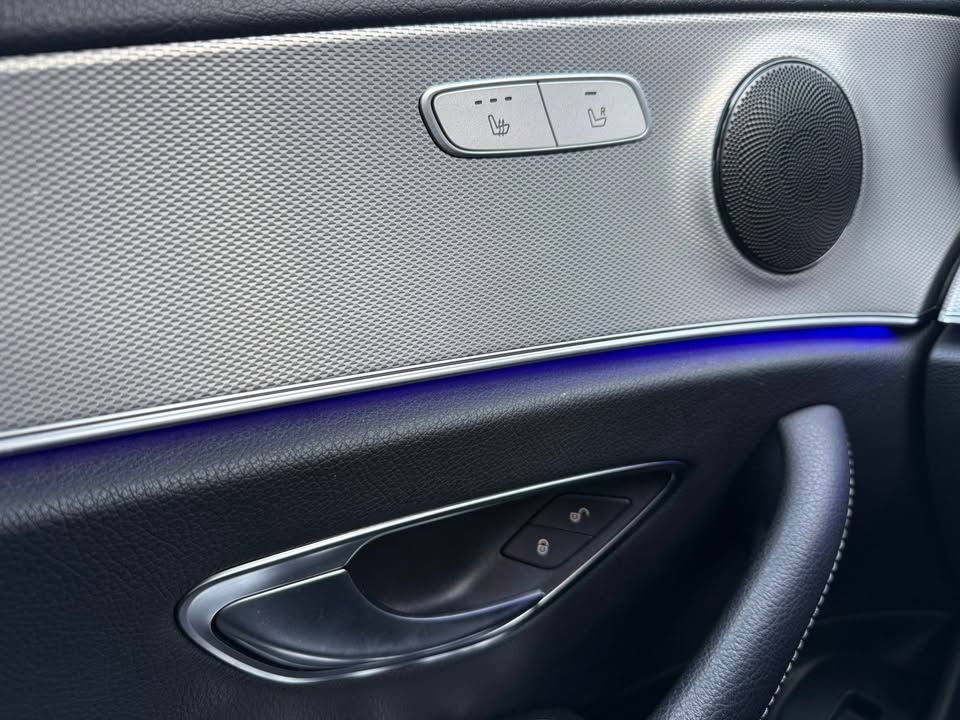 Слика на возило