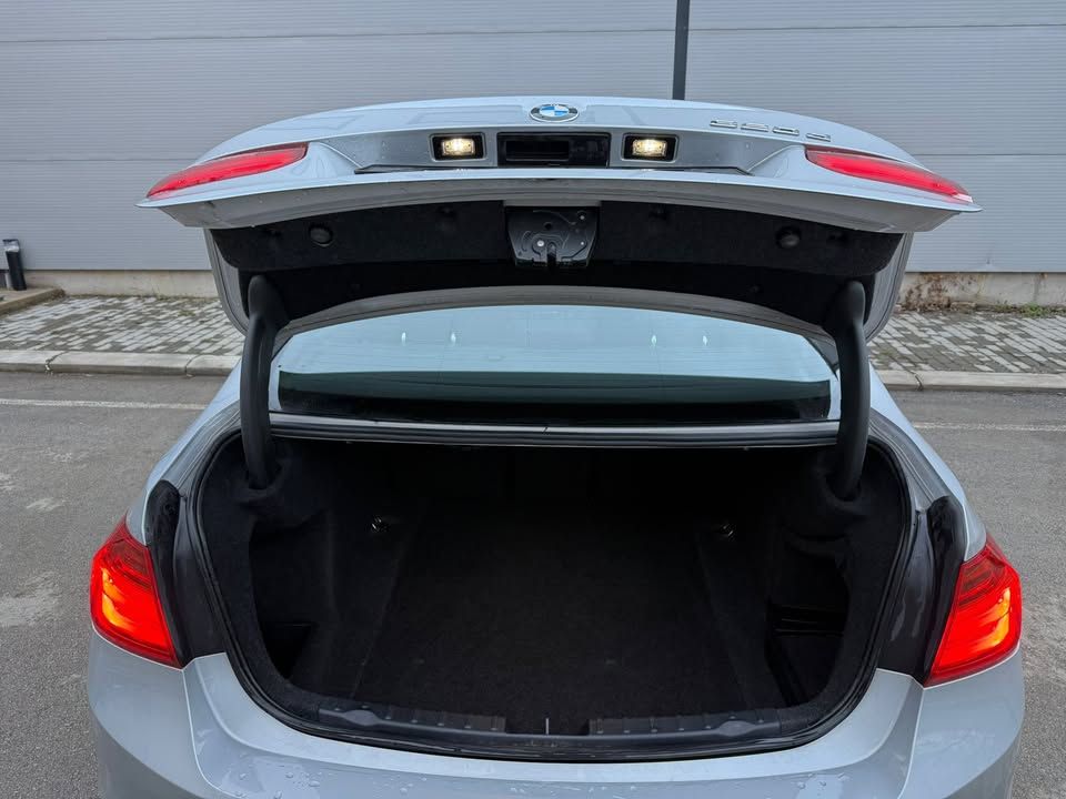 Слика на возило