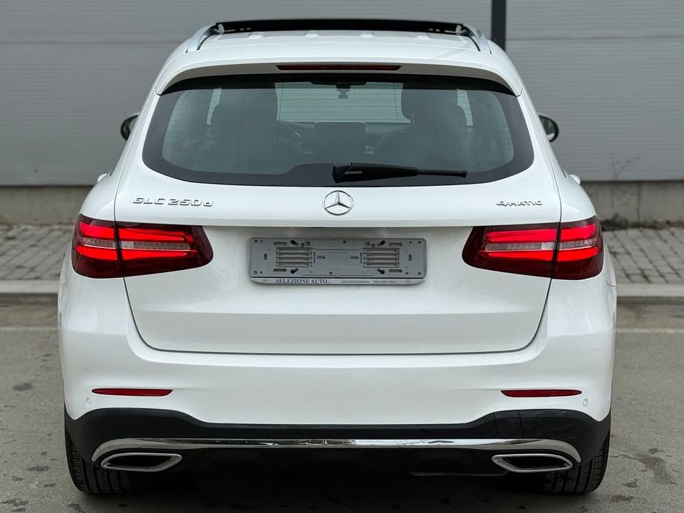 Слика на возило