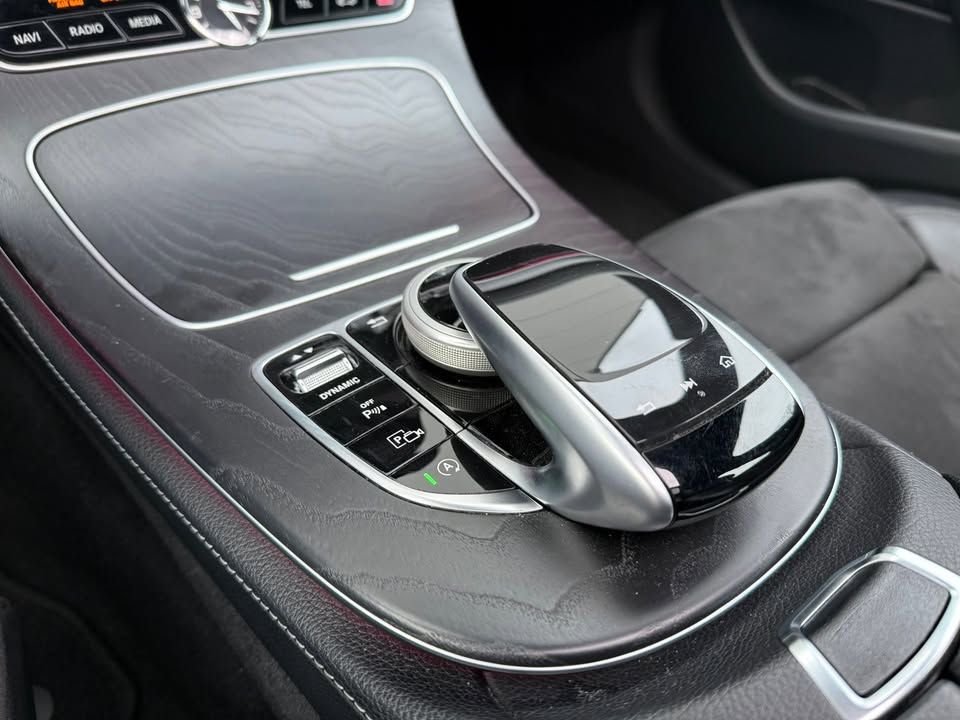 Слика на возило