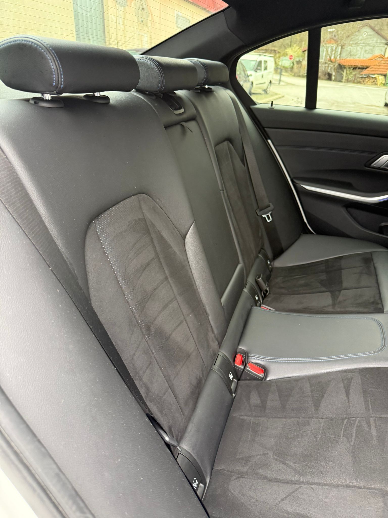 63adf8d6-f3d8-4e8e-ae72-948c97a1b038