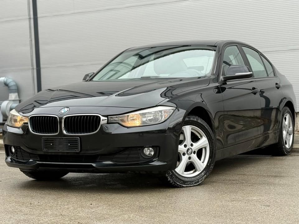 BMW SERIE 3 2015