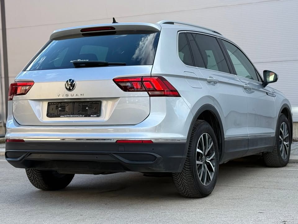 Слика на возило