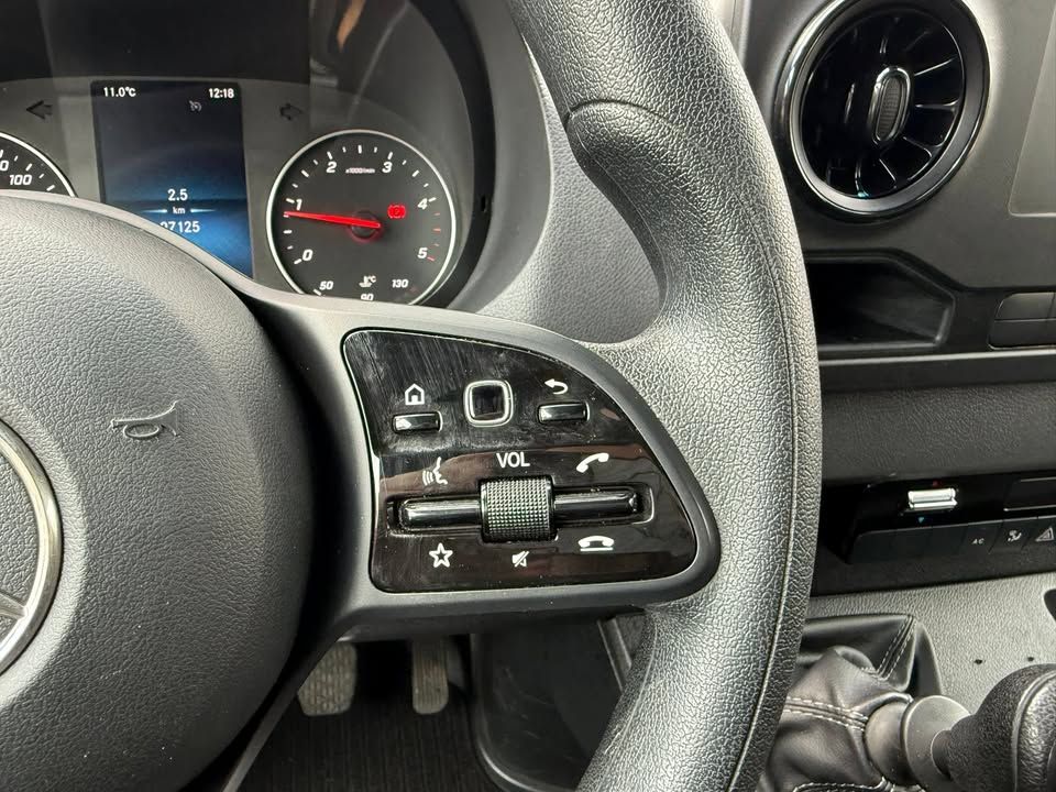 Слика на возило