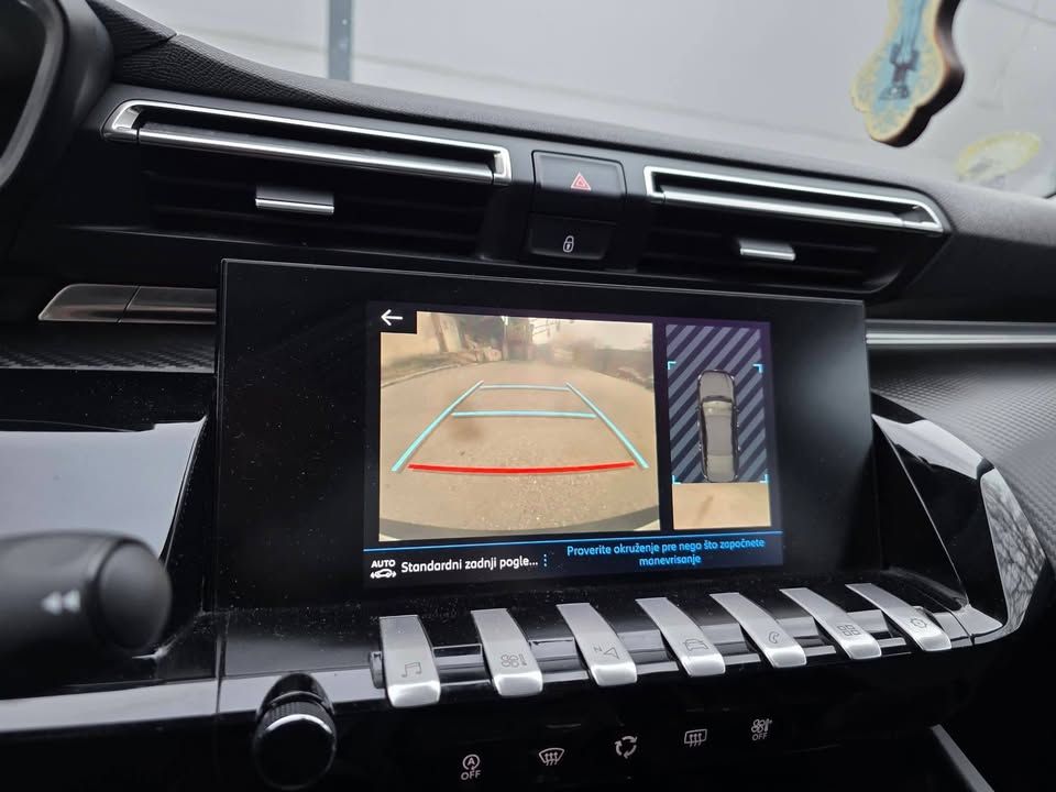 Слика на возило