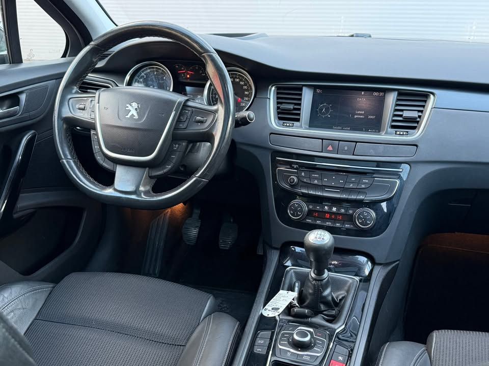 Слика на возило