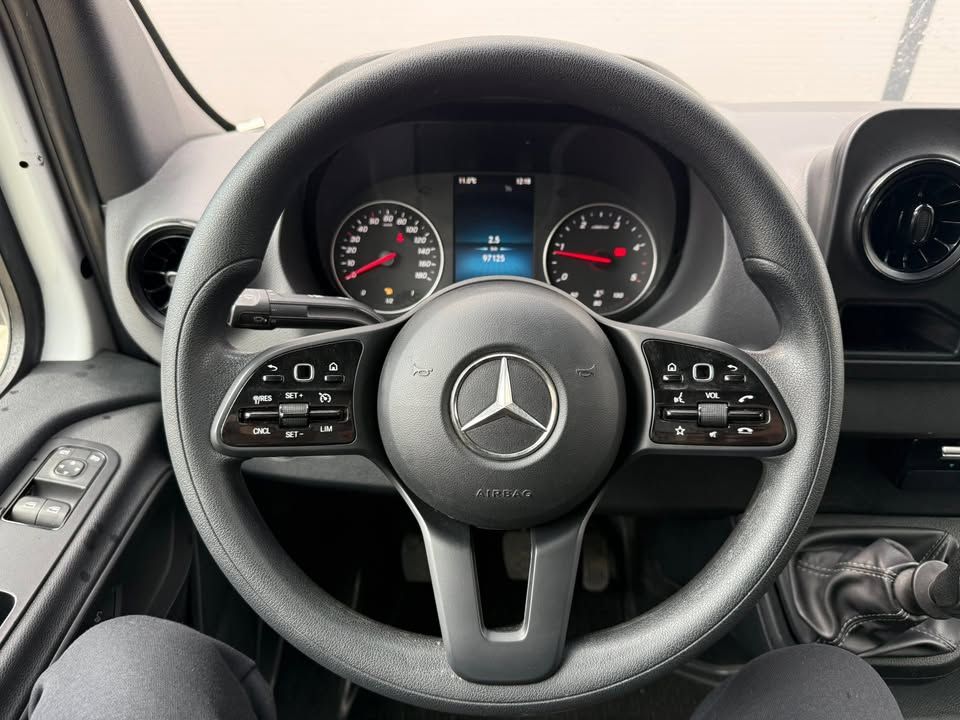 Слика на возило