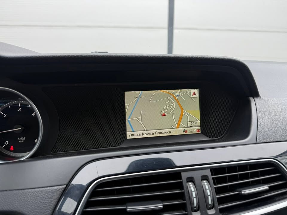 Слика на возило