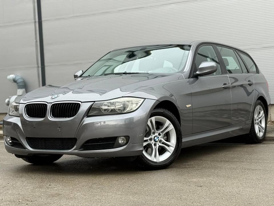BMW 318D 2010