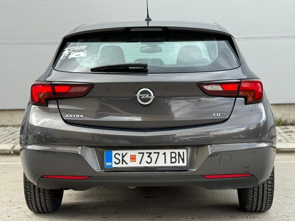 Слика на возило