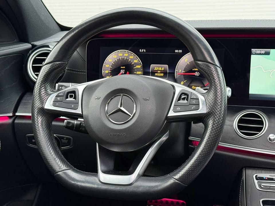 Слика на возило