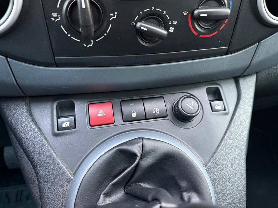 Слика на возило