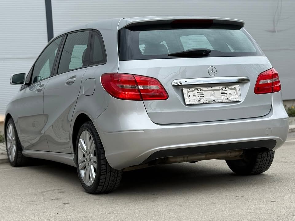 Слика на возило