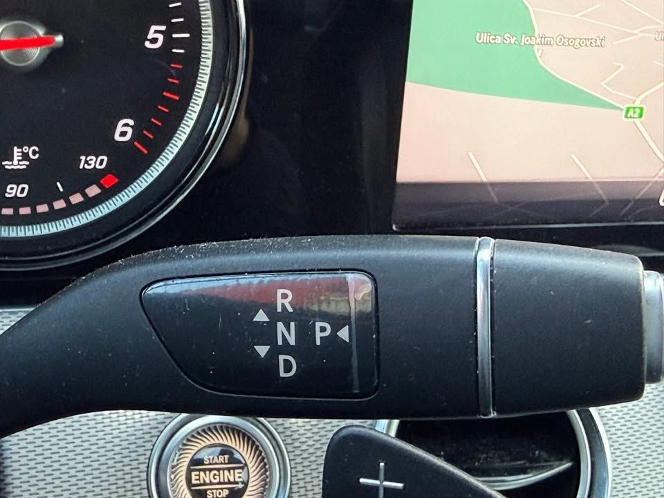 Слика на возило