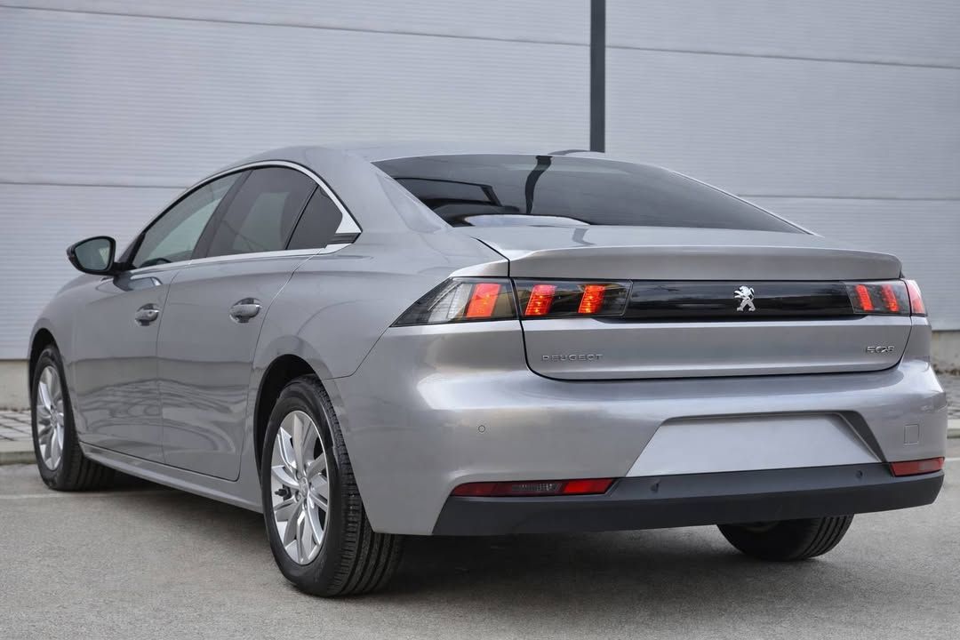 Слика на возило