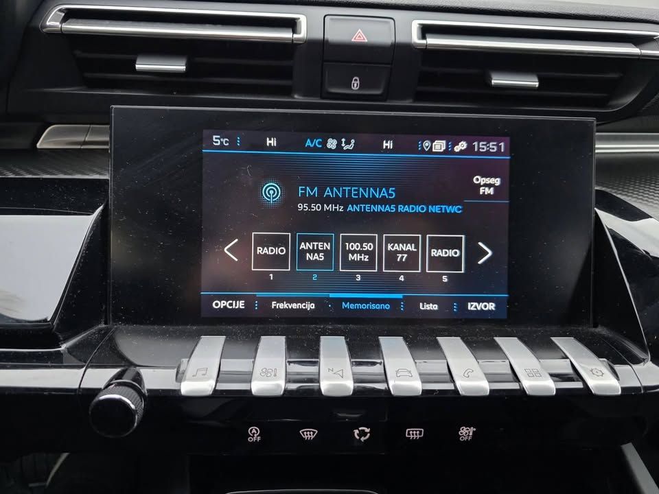 Слика на возило