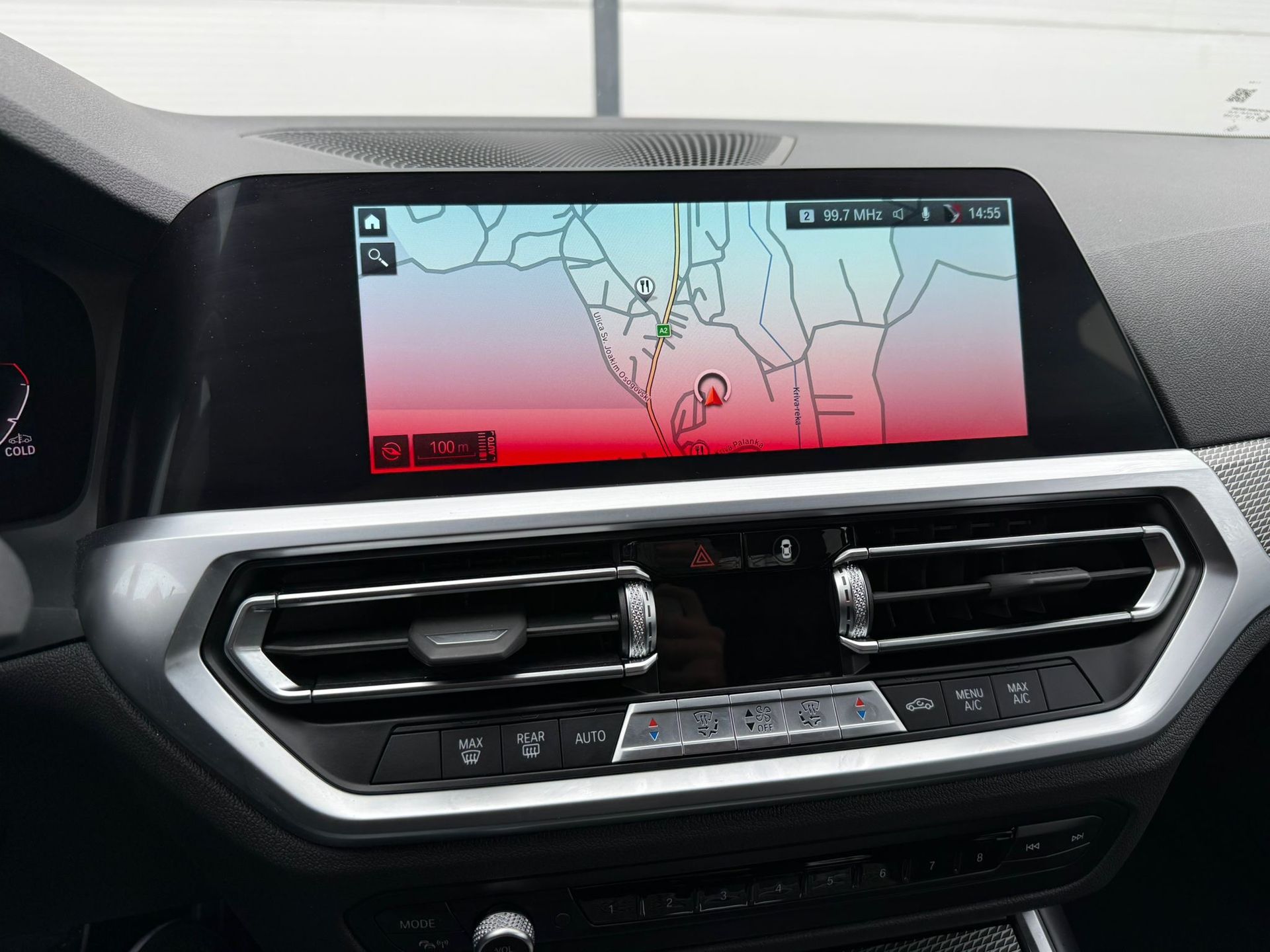 b9d66796-f19e-4fec-85c6-f3853fbcd988