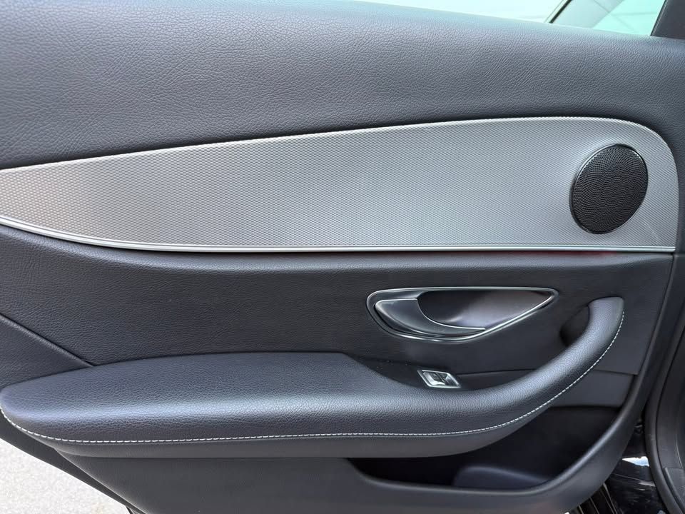 Слика на возило