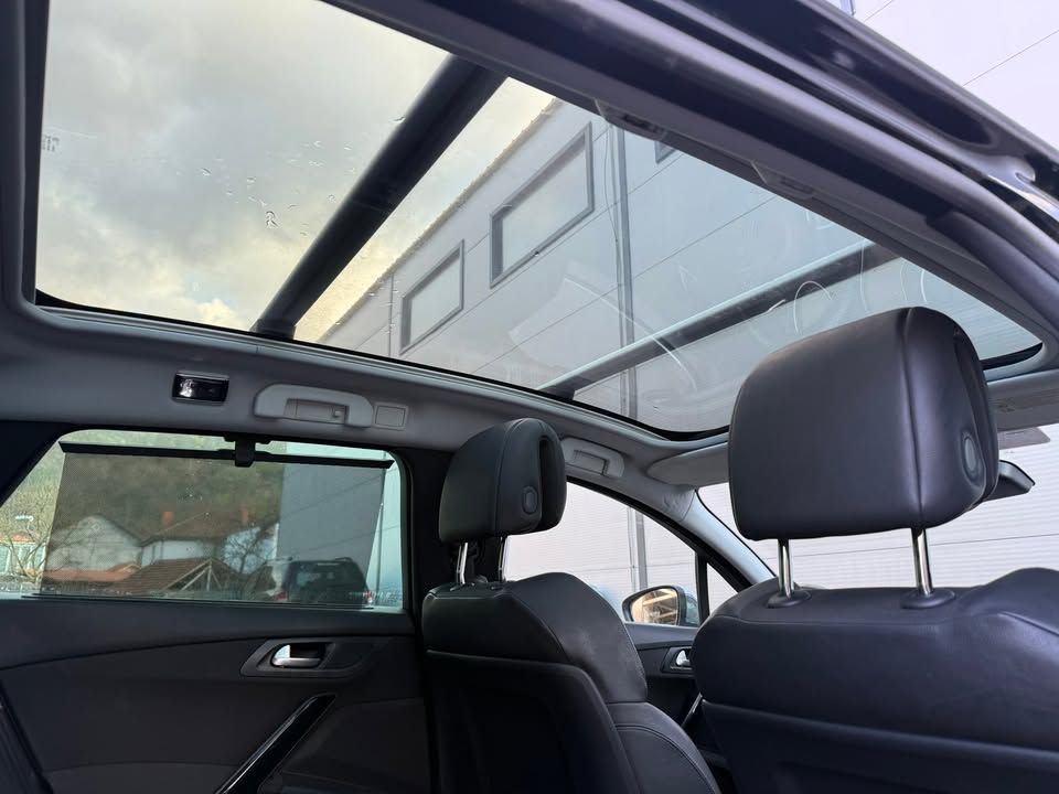 Слика на возило