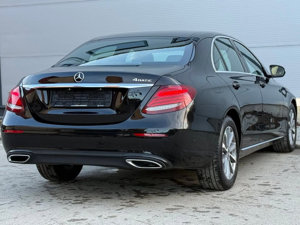 Слика на возило