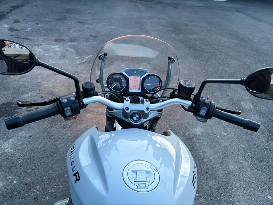 Слика на возило