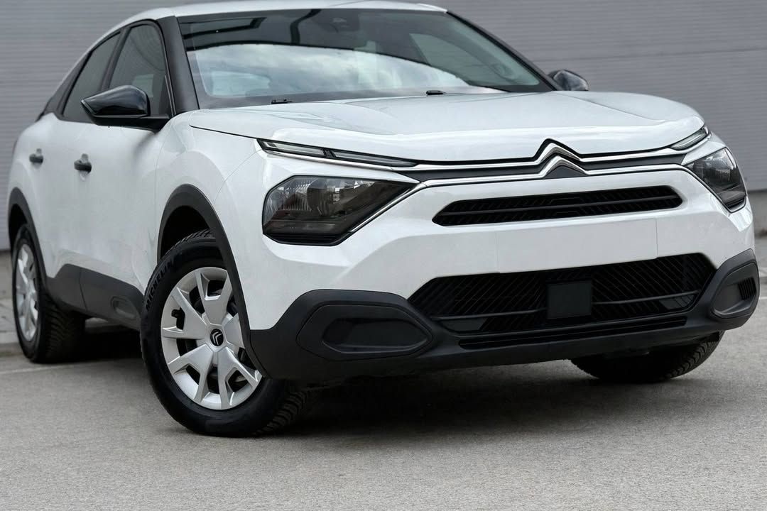 Слика на возило