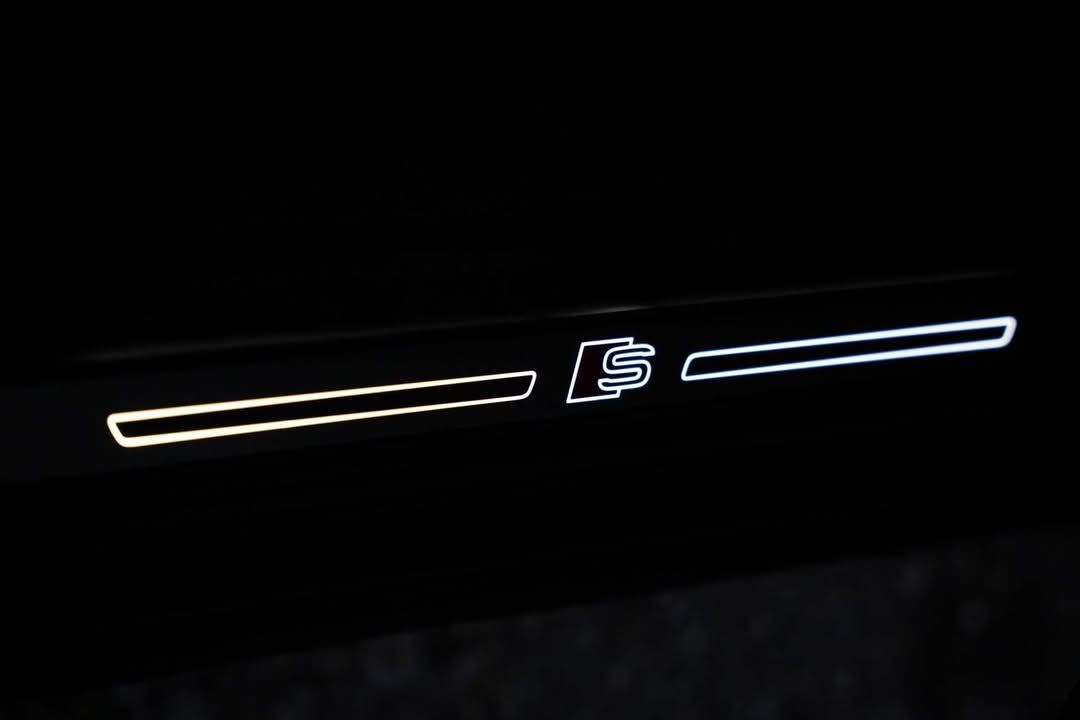 Слика на возило