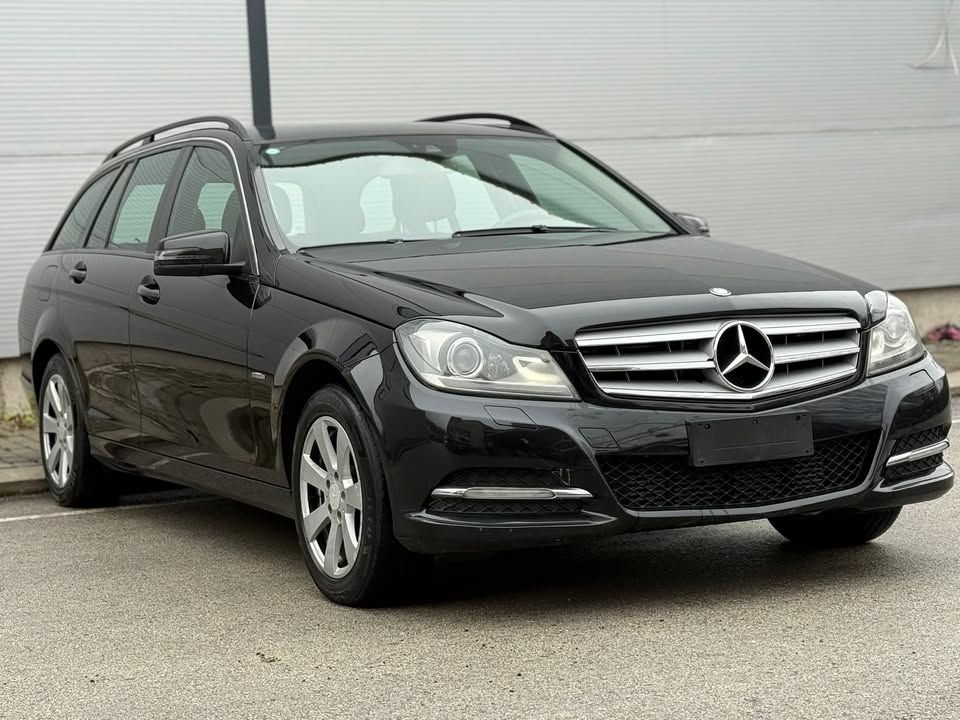 Слика на возило