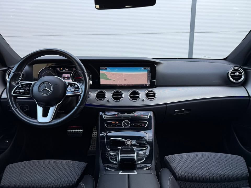 Слика на возило