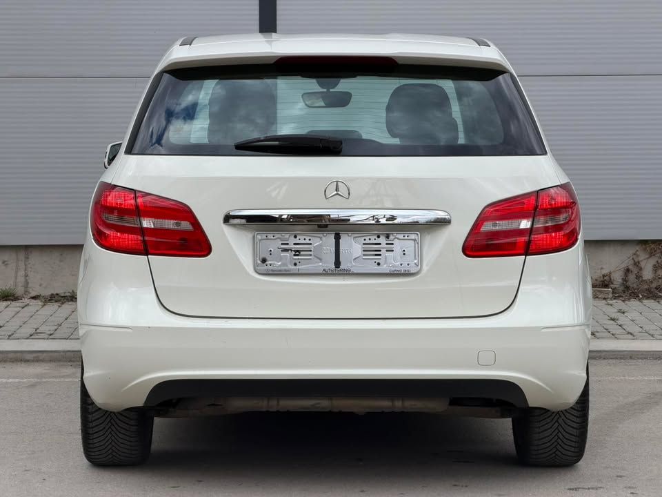 Слика на возило