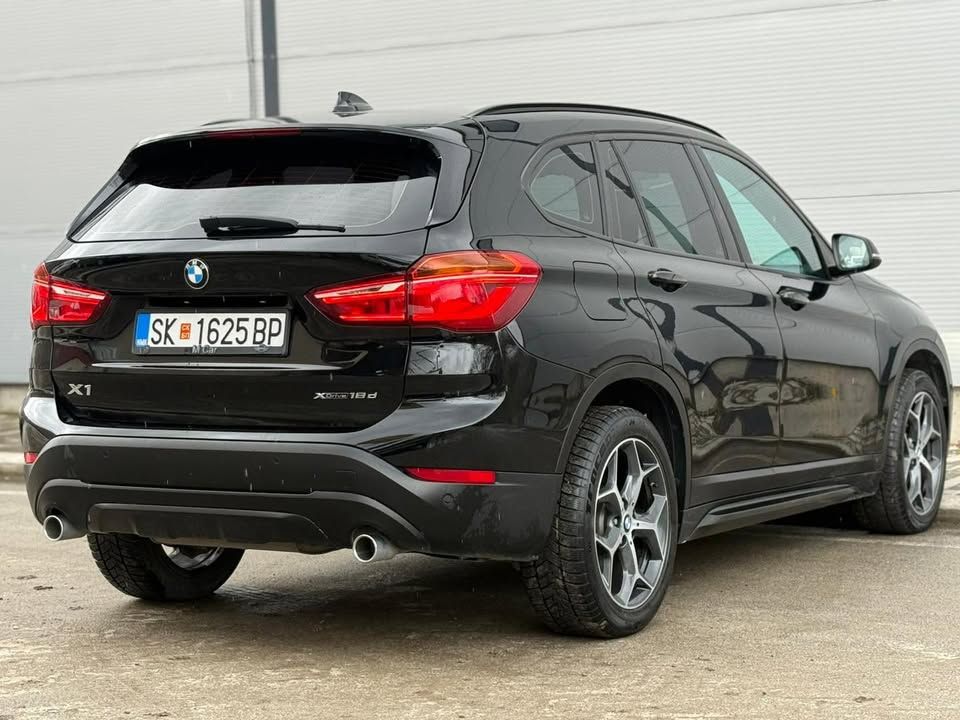 Слика на возило