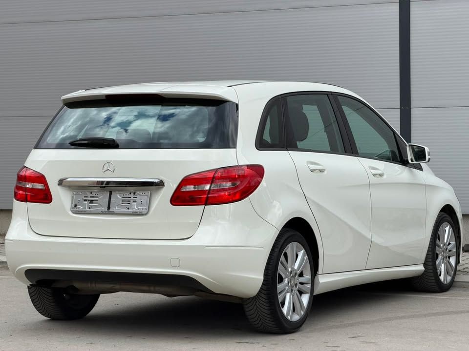 Слика на возило