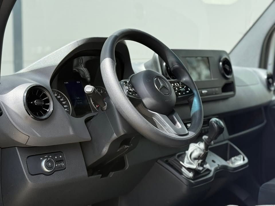 Слика на возило