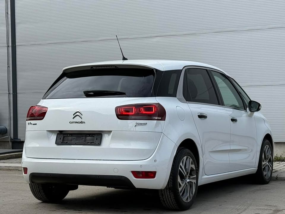 Слика на возило