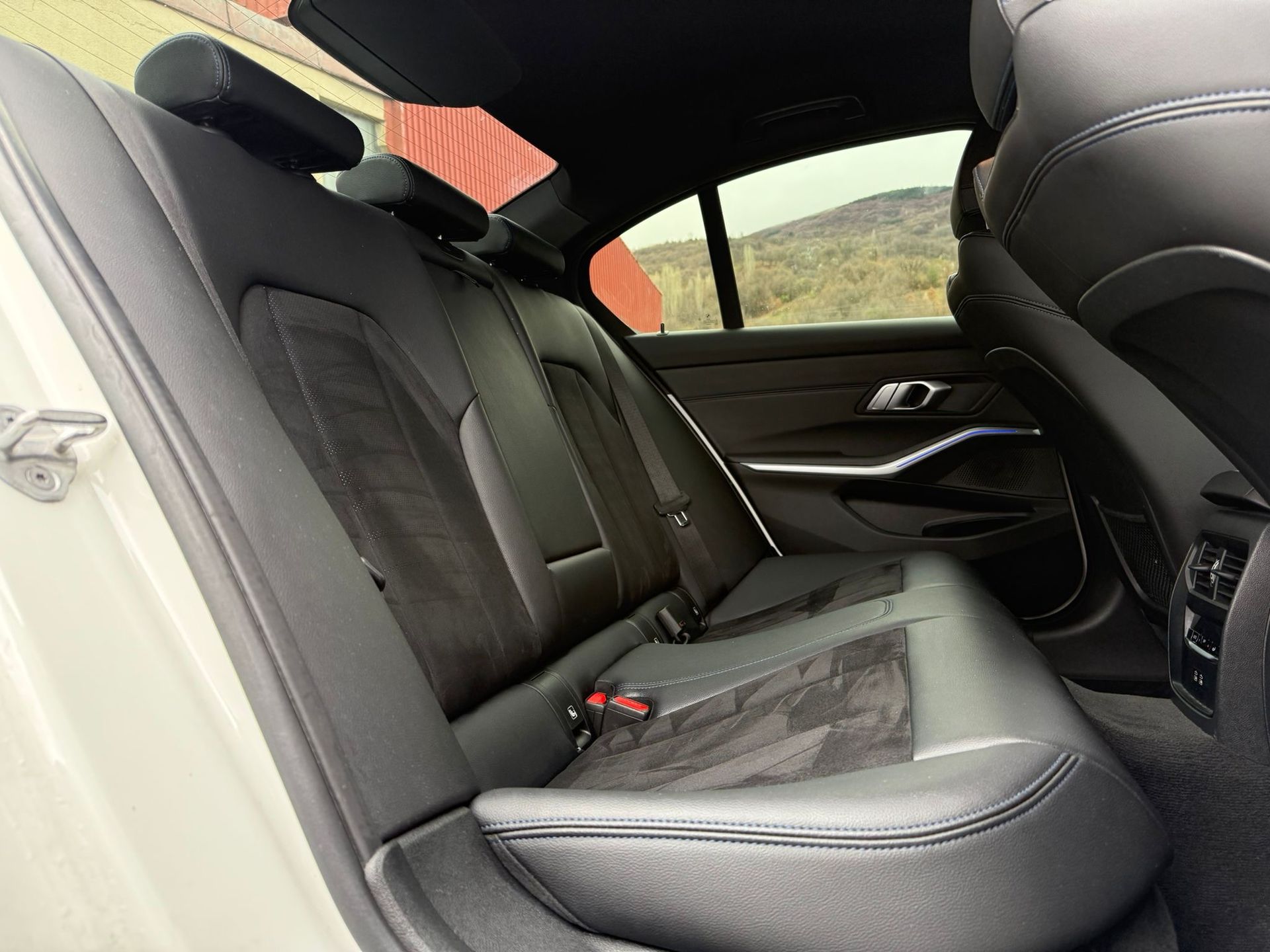 e38fbf66-f511-4209-935b-b984e3b60ed5