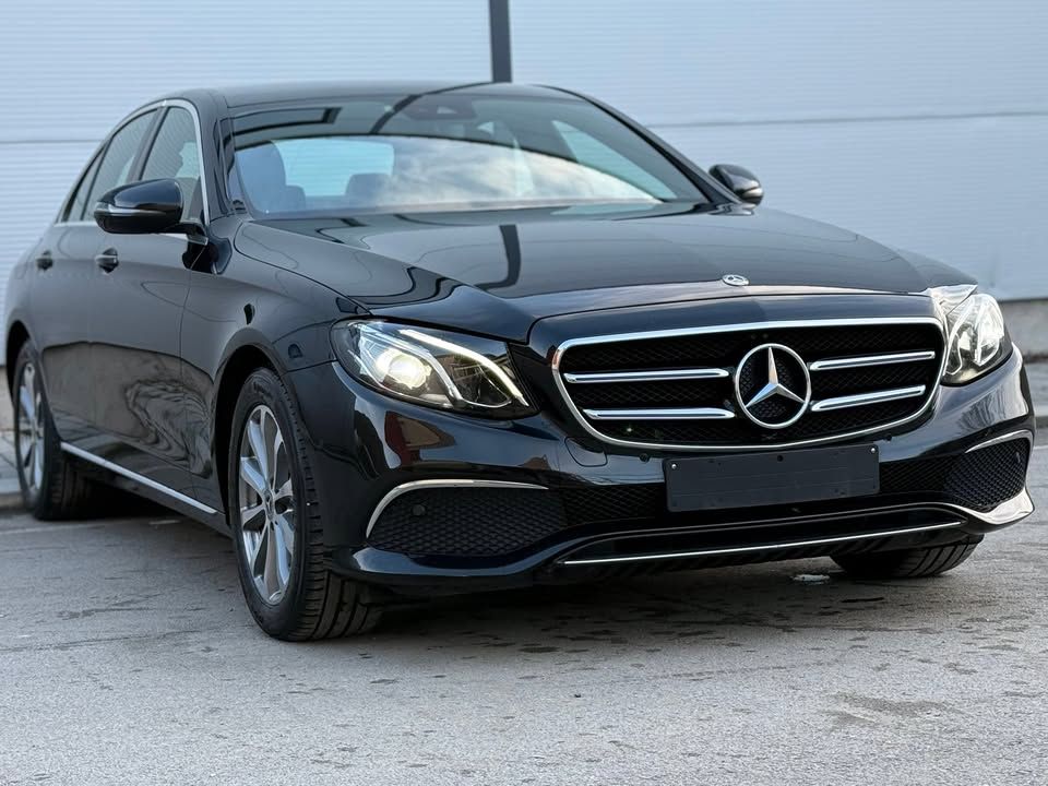 Слика на возило