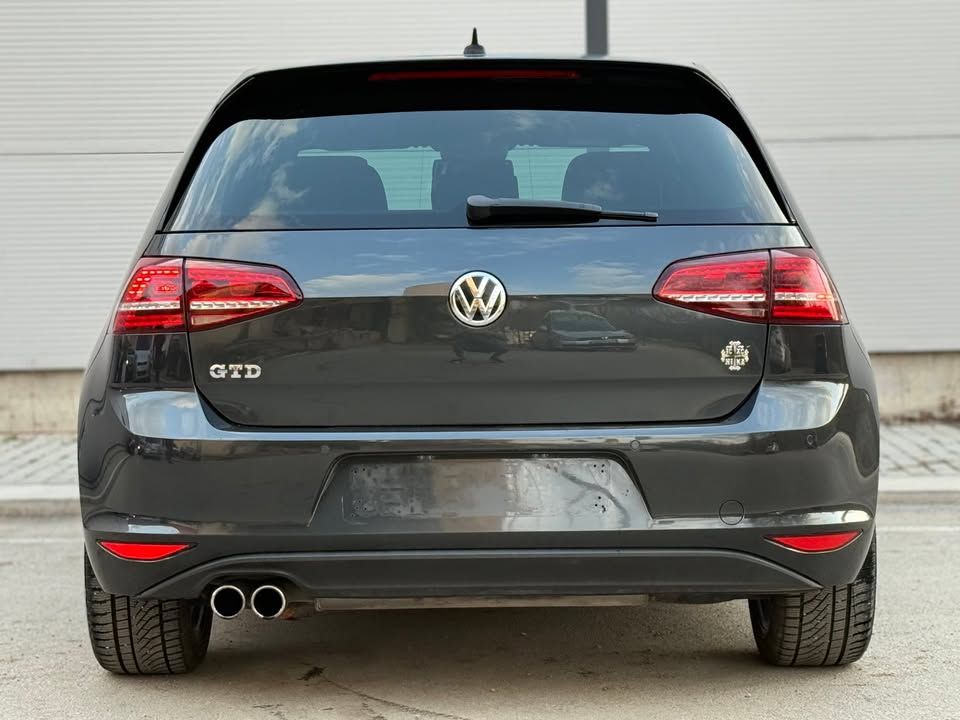 Слика на возило