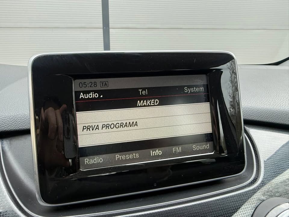 Слика на возило