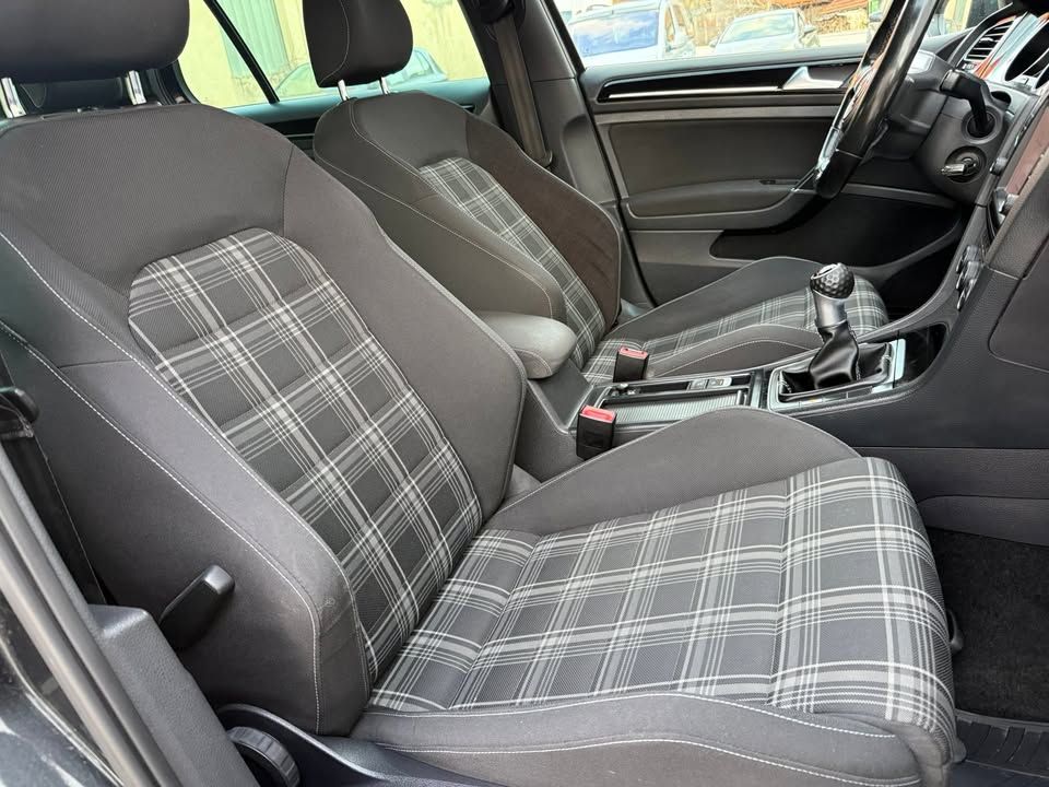 Слика на возило